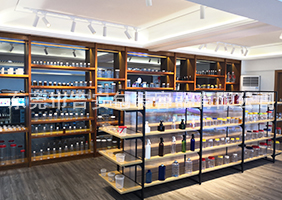 日韩精品套图超市吉安容器二楼透明瓶、玻璃瓶展区